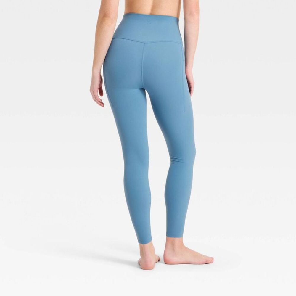 All In Motion - Women's Everyday Soft Ultra High-Rise 7/8 Pocketed Blue - Picture 2 of 4